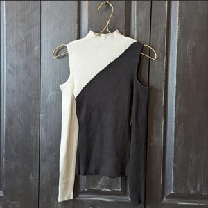 Black And White Assymeyrical Ribbed Knit Top